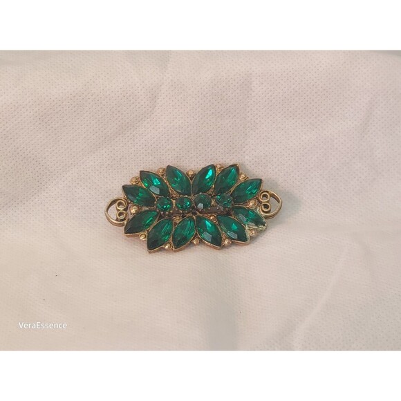 Rectangle Clear Green Victorian Revival Gold Toned Brooch Pin Vintage - Picture 2 of 7